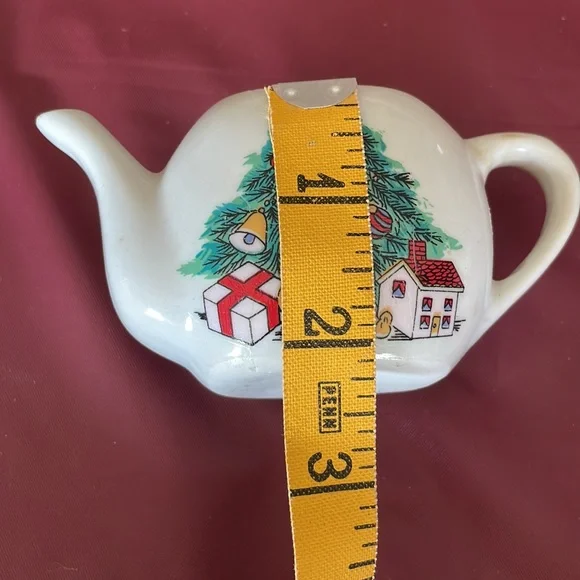 Vintage Tea Set-Christmas Bear - Picture 4 of 16